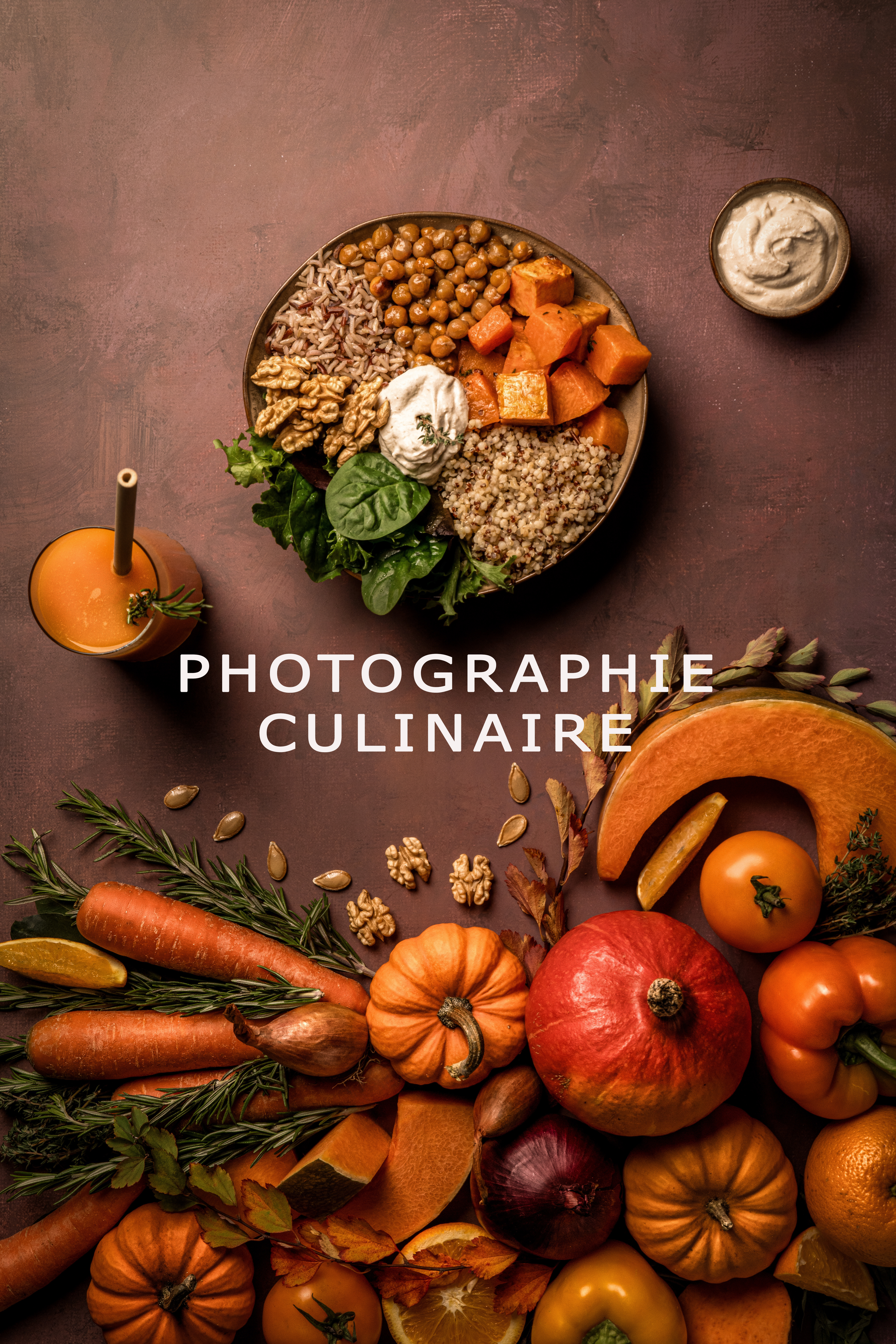 Bol d’automne - photographie culinaire Photographie culinaire d’un bol végétarien aux légumes d’automne, pois chiches et quinoa, accompagnée de courges, carottes et noix, mise en scène dans des tons chauds et naturels par un photographe professionnel.